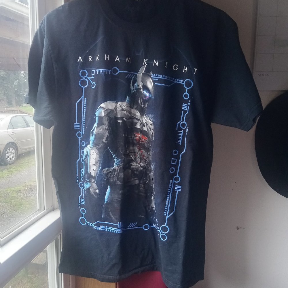 Batman Arkham Knight Short Sleeve T-Shirt - Picture 2 of 4